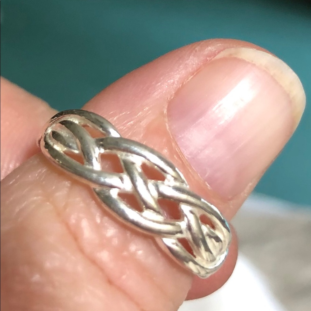 Sterling braided ring, marked 925, size 7-1/2
